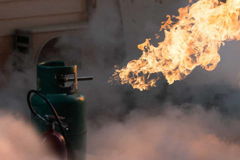 Cách kiểm tra bình gas có bị hết hay bị rò rỉ tại nhà